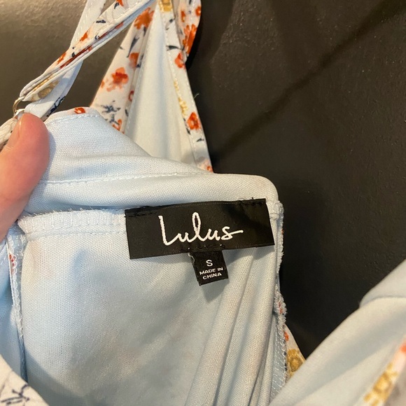 Lulu's Light Blue ‘By the Bouq’ Floral Dress - Picture 4 of 5